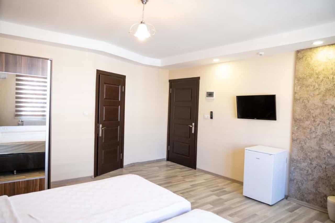 קוסדסי Ikarus Hotel מראה חיצוני תמונה